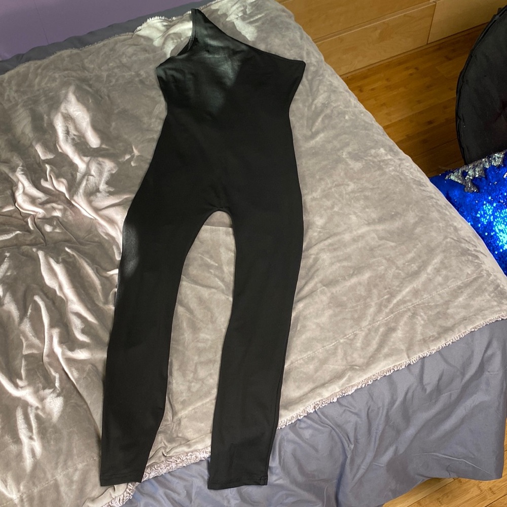 Black body suit